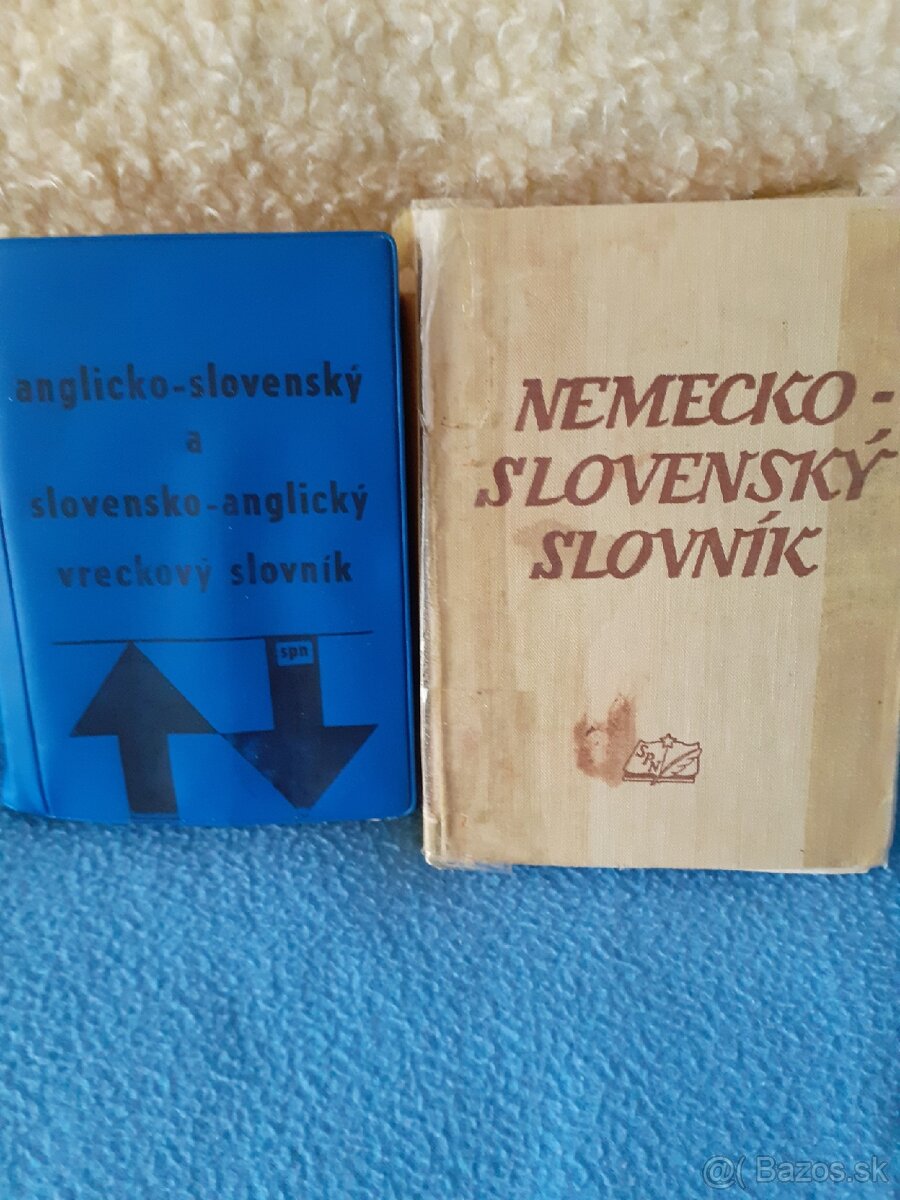 Anglický a Nemecký slovník.