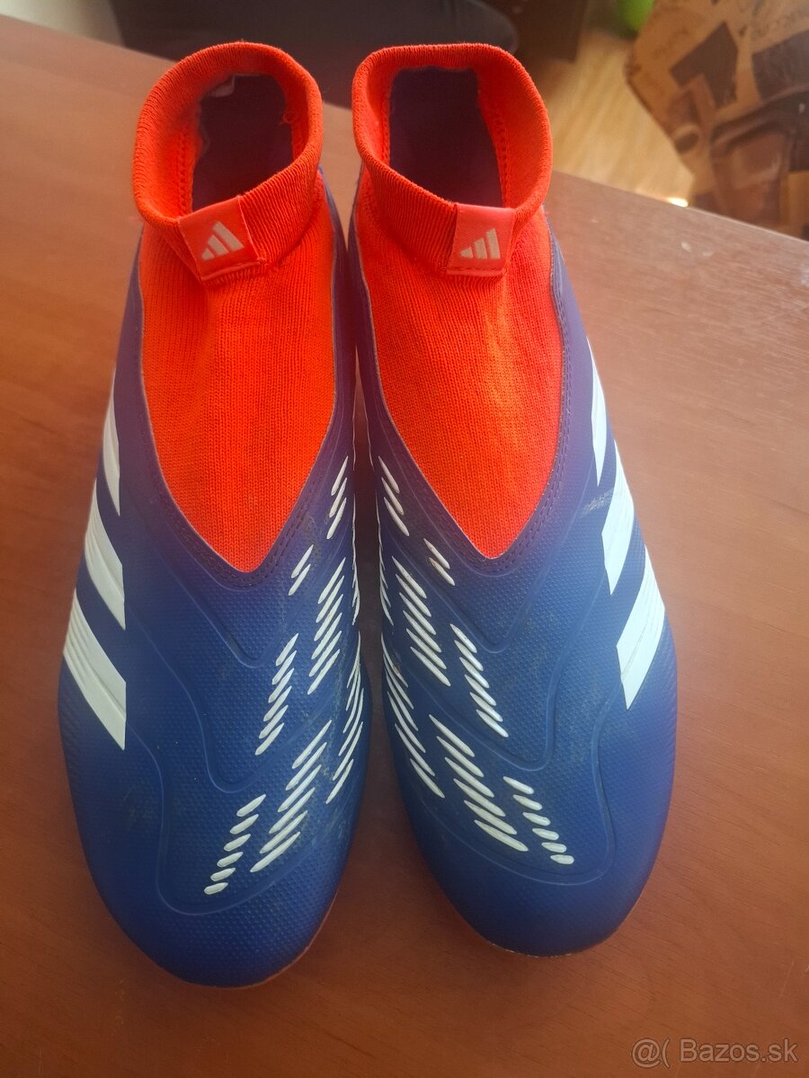 Kopačky Predator