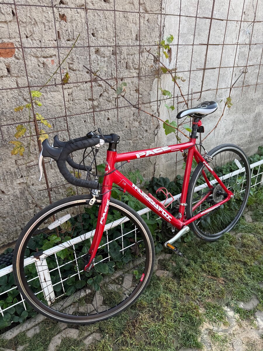Cestný bicykel PACE