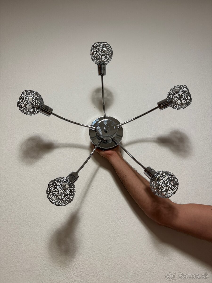 Stropná lampa