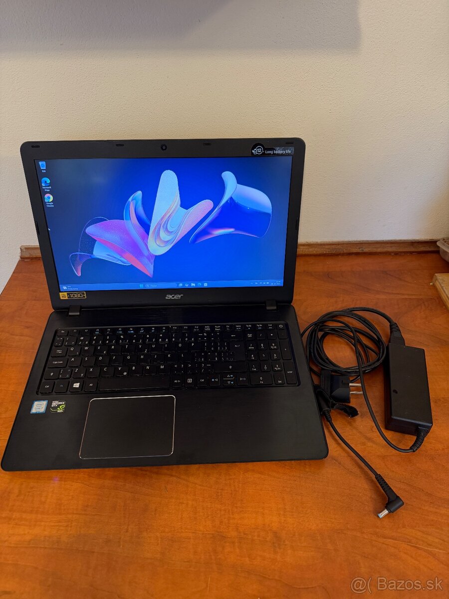 Acer Aspire I7 7500, 8gb ram, GTX 950m 4gb - funkčný