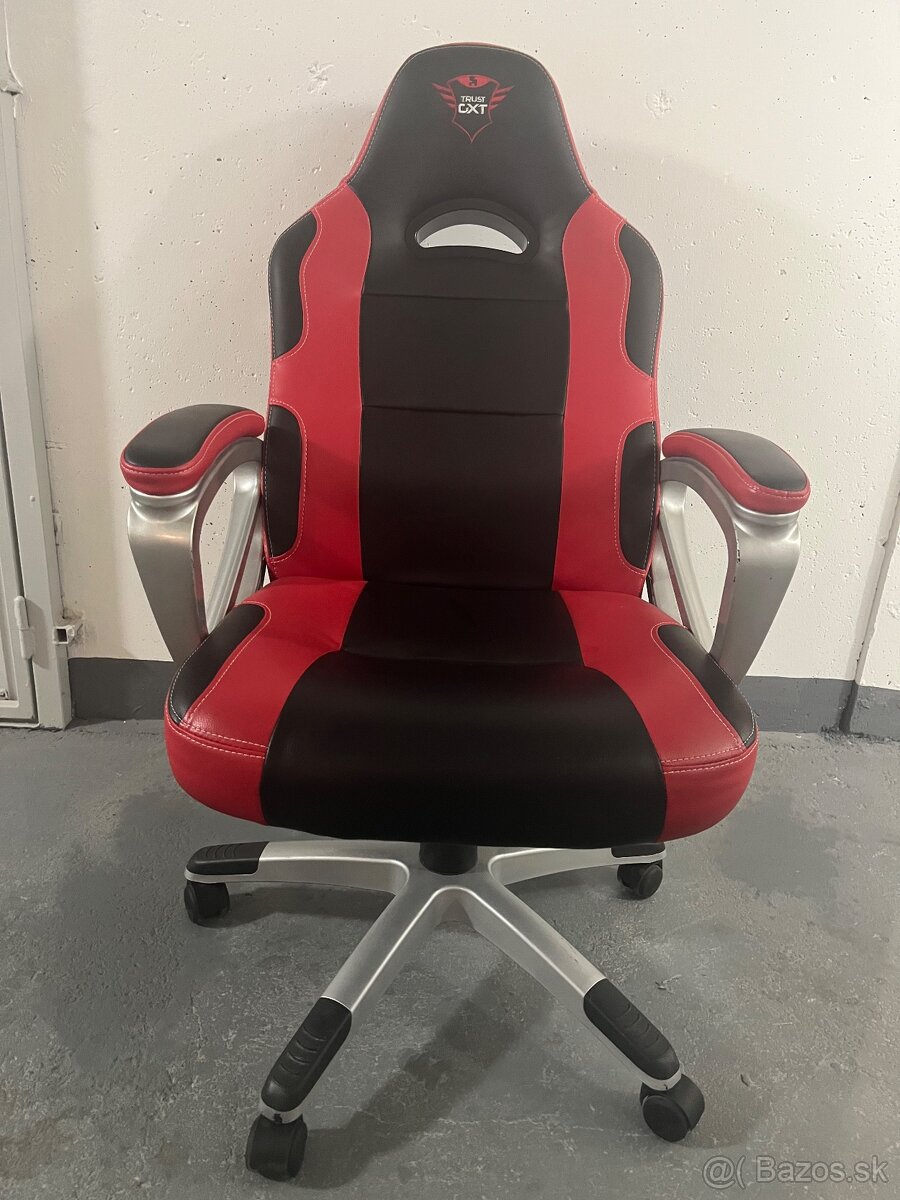 Herná stolička Trust GTX
