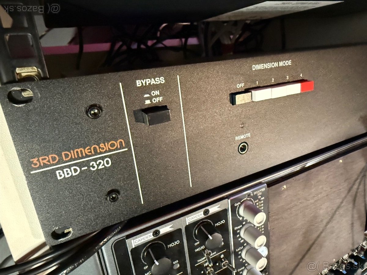 Predám - Klark Teknik 3rd Dimension BBD-320 - chorus