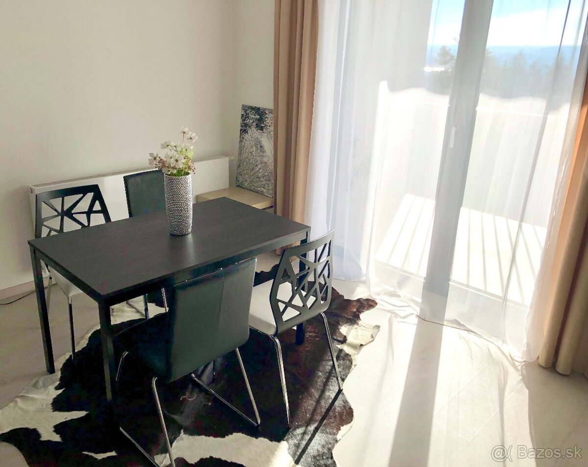 Prenájom 2-izbový byt Rezidencia Šindolka, Dolnohorská ul.