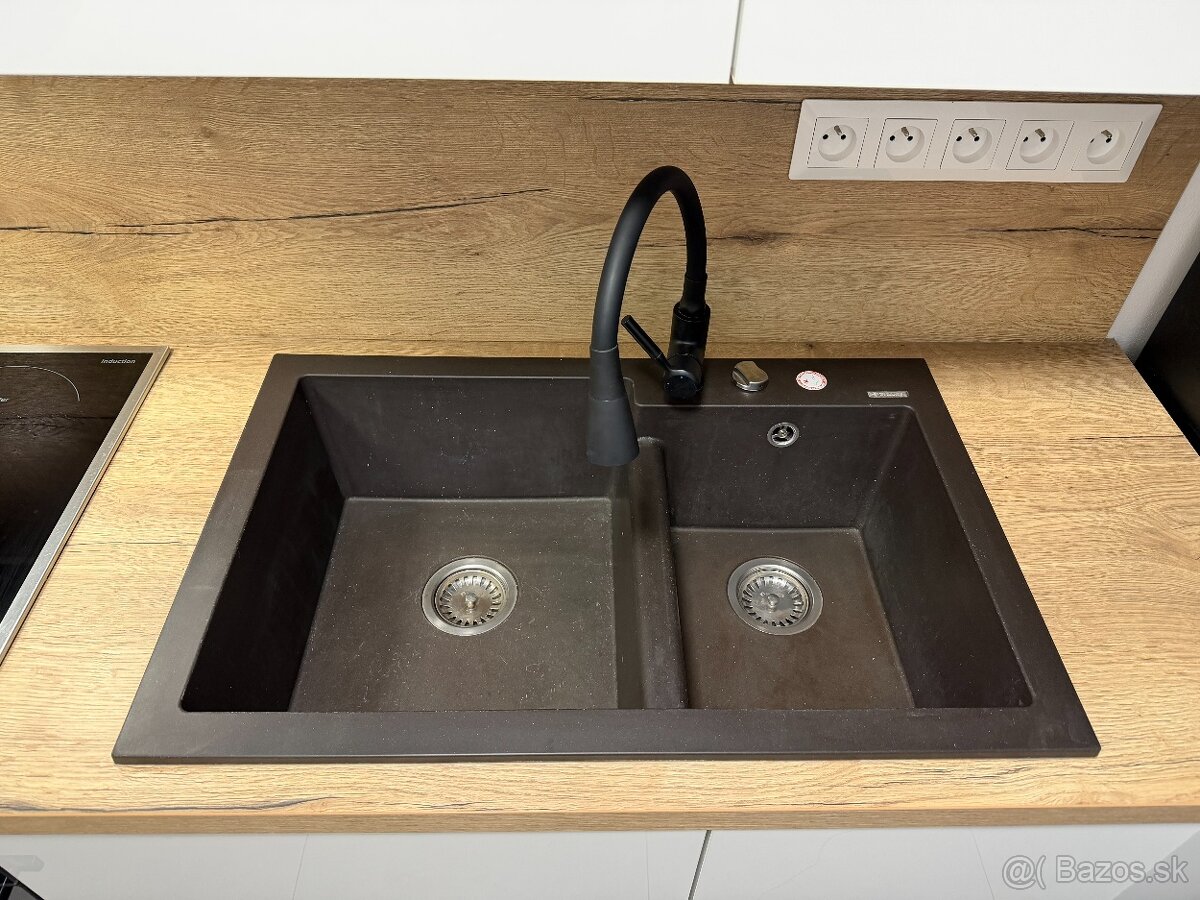 Granitový drez do kuchyne - Pyramis 51 x 79 cm