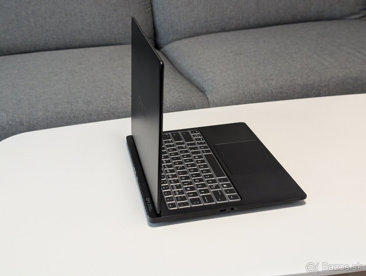 HP OMEN Transcend 14 - OLED 144hz, RTX 4060, i7, 1TB SSD