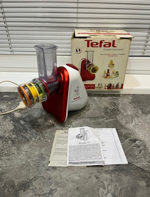 Strúhací robot Tefal Fresh Express MB756G31