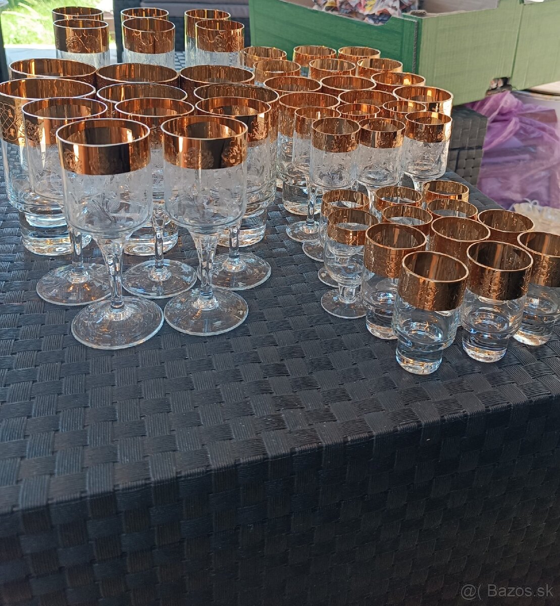 Set poharov