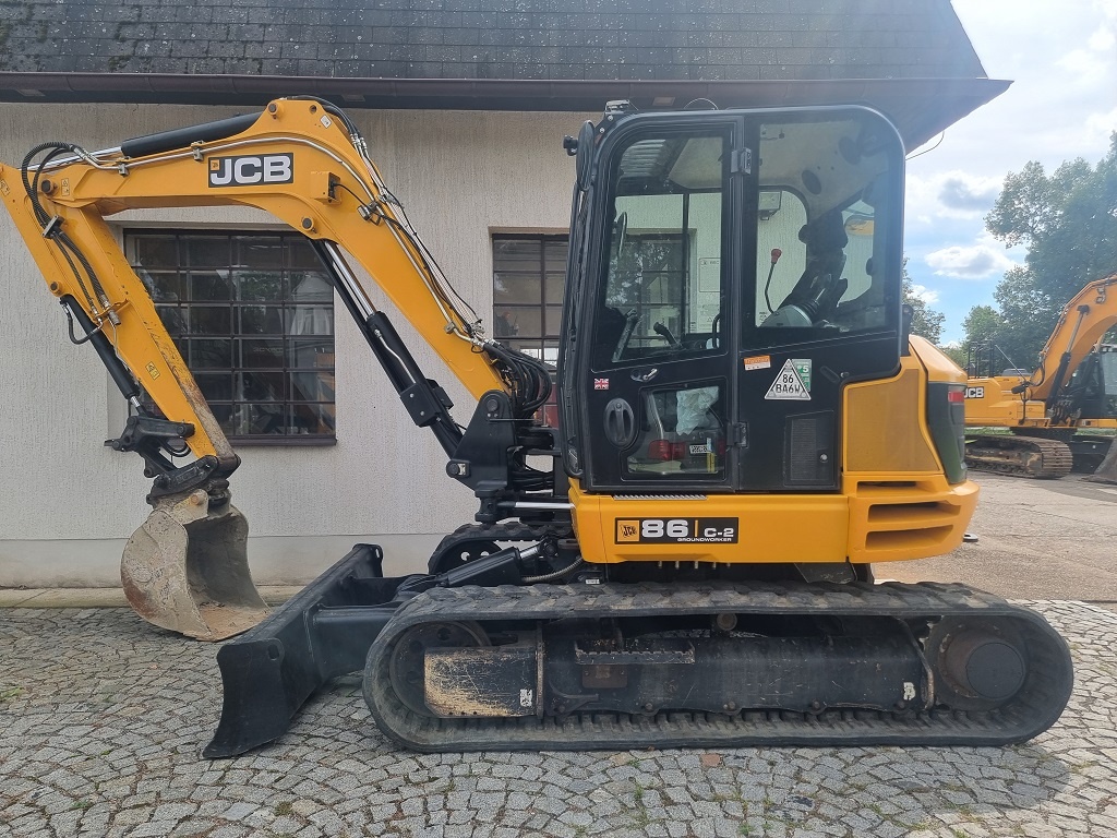 JCB 86C 2021 - 3500mth bez DPF, bez močoviny, A/C