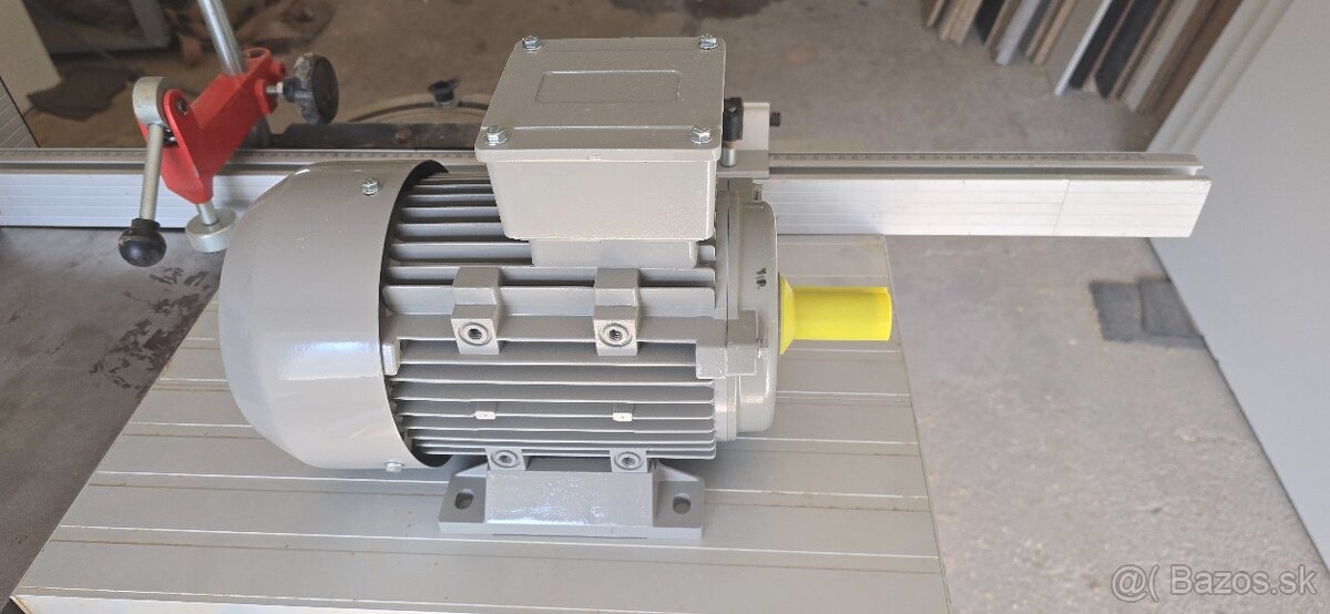 Motor
