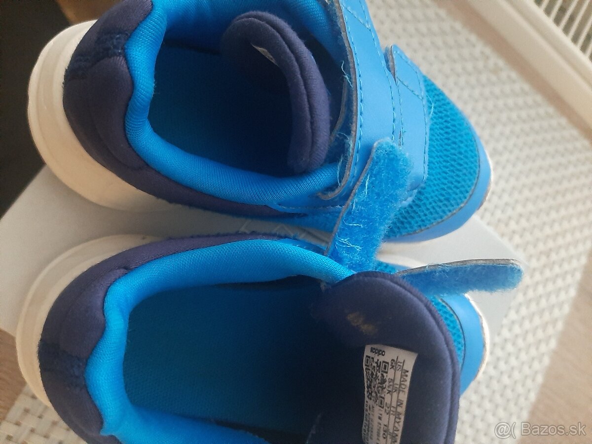 Botasky adidas č.22