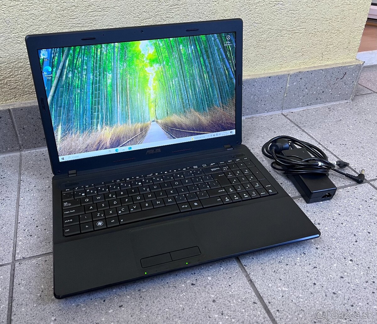 Asus X54L / Intel B800 / 4GB RAM / 120GB SSD / 15.6"