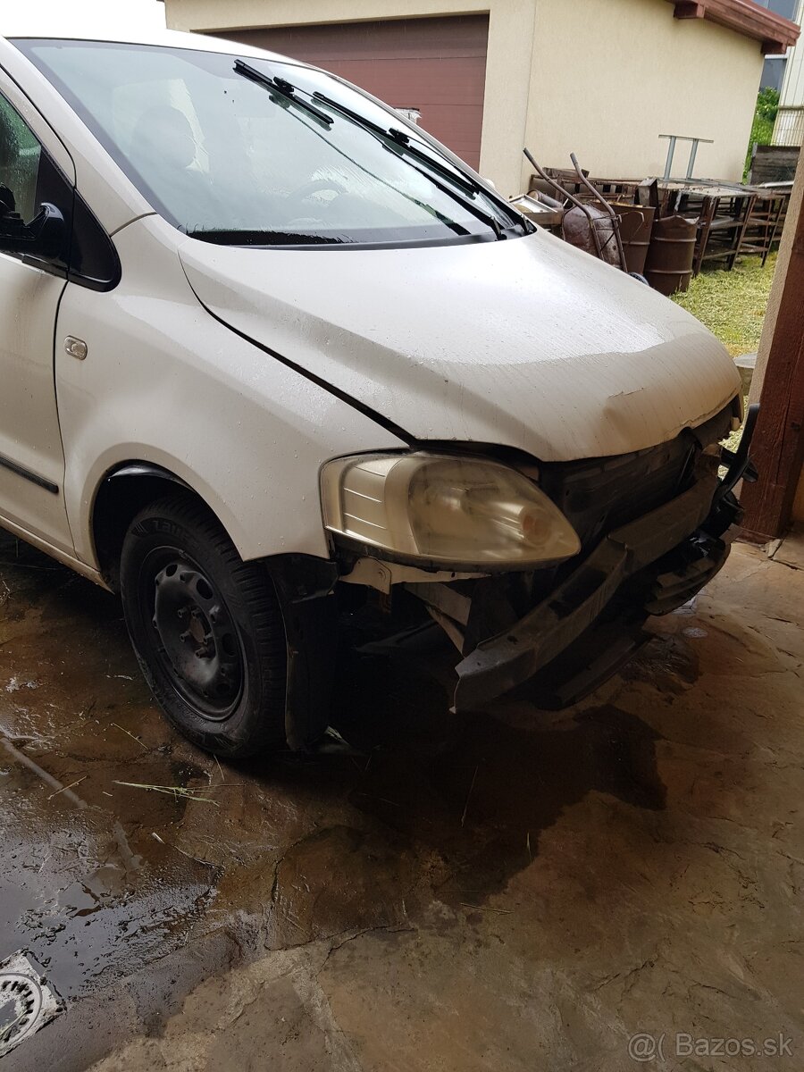 Volkswagen Fox 1,2 HTP 40kw - ABS
