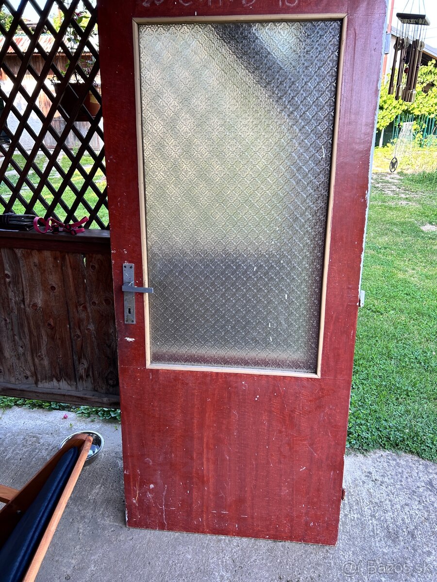 Dvere 80