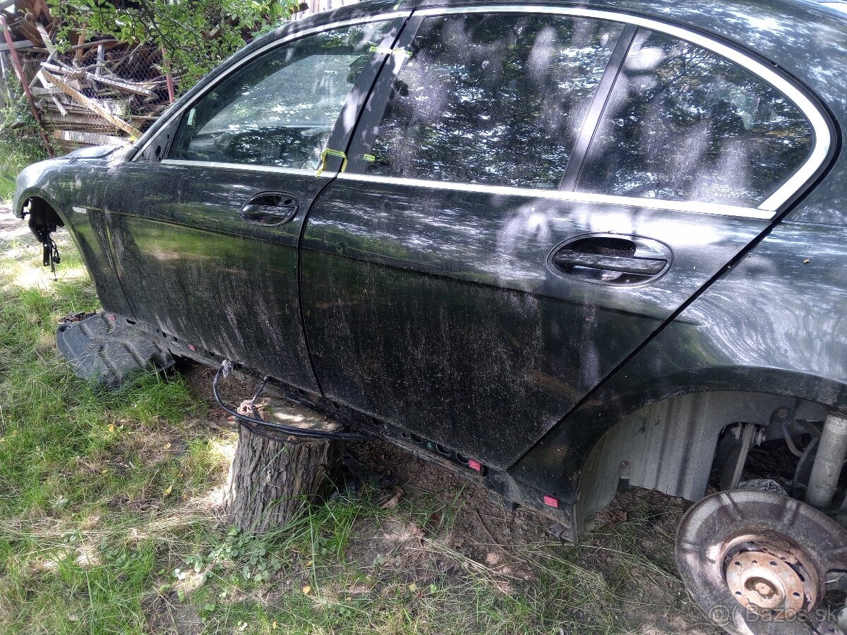 BMW 7 e65 e66 dveře Black shapire