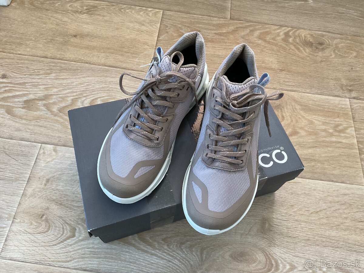 Ecco Biom Country, velkost 36