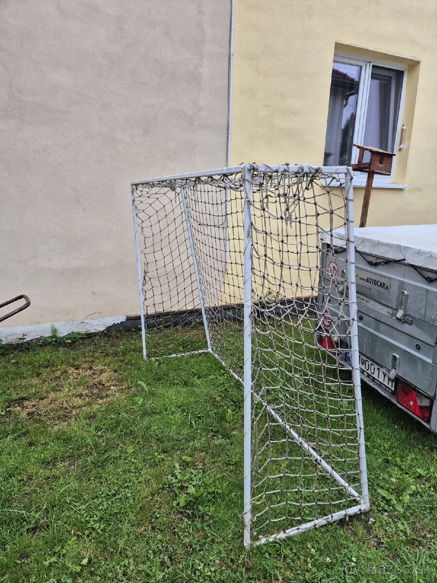 Futbalová bránka