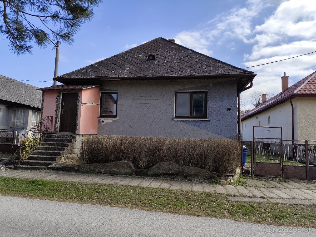 Dom za cenu 1.i bytu + pozemok 1112m2, Malý Slivník