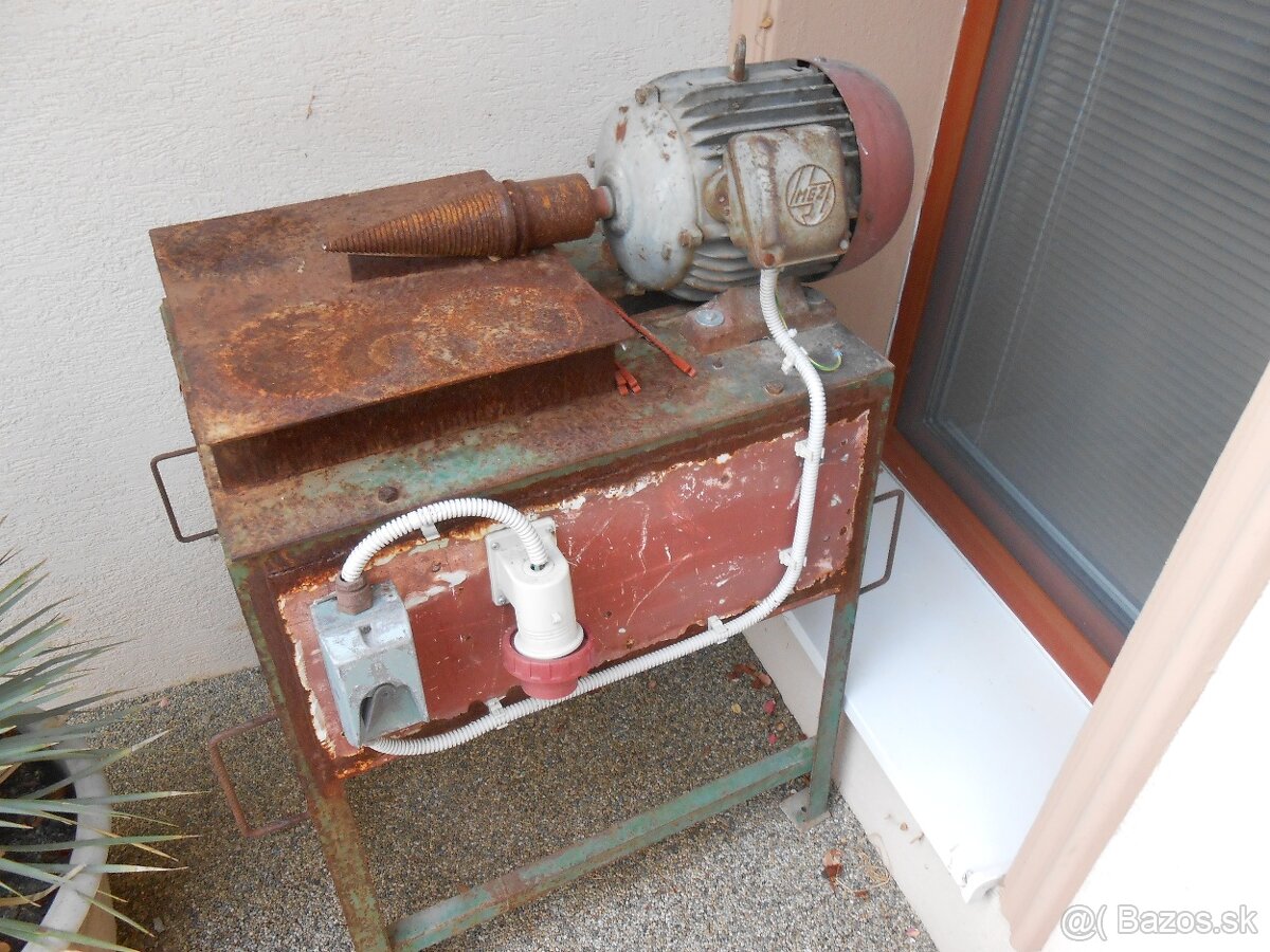 Štiepačka na drevo