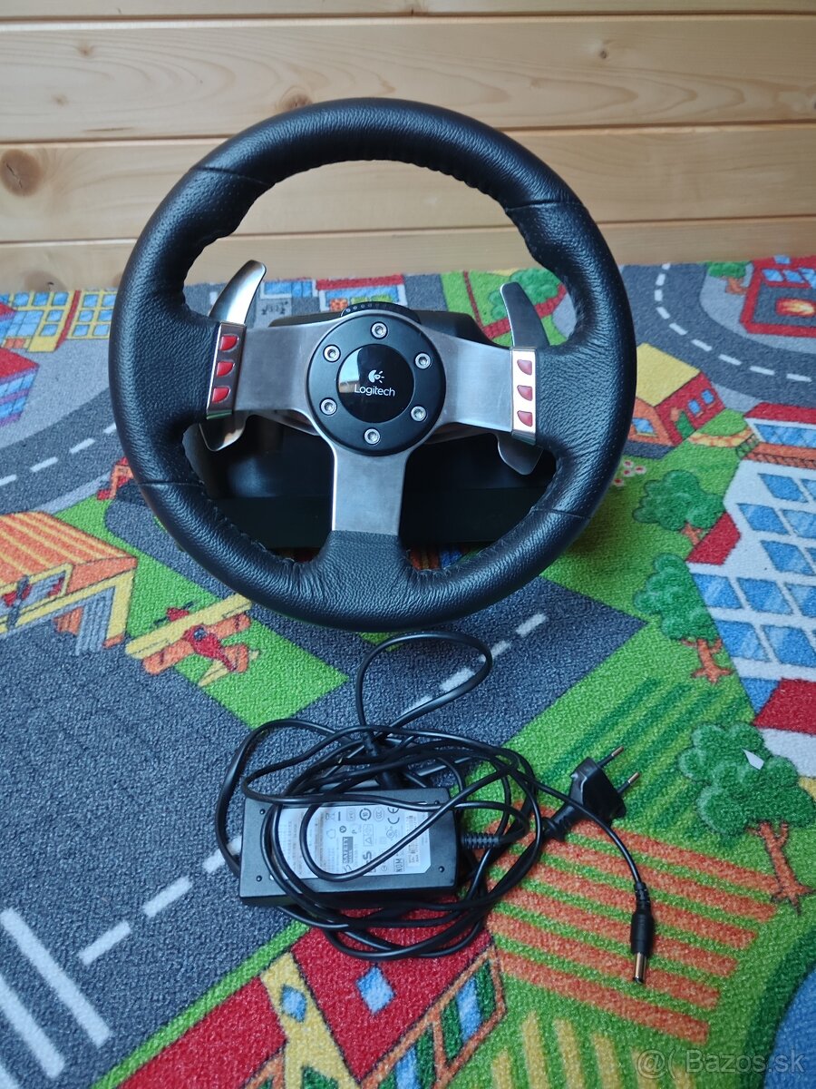Volant Logitech G27