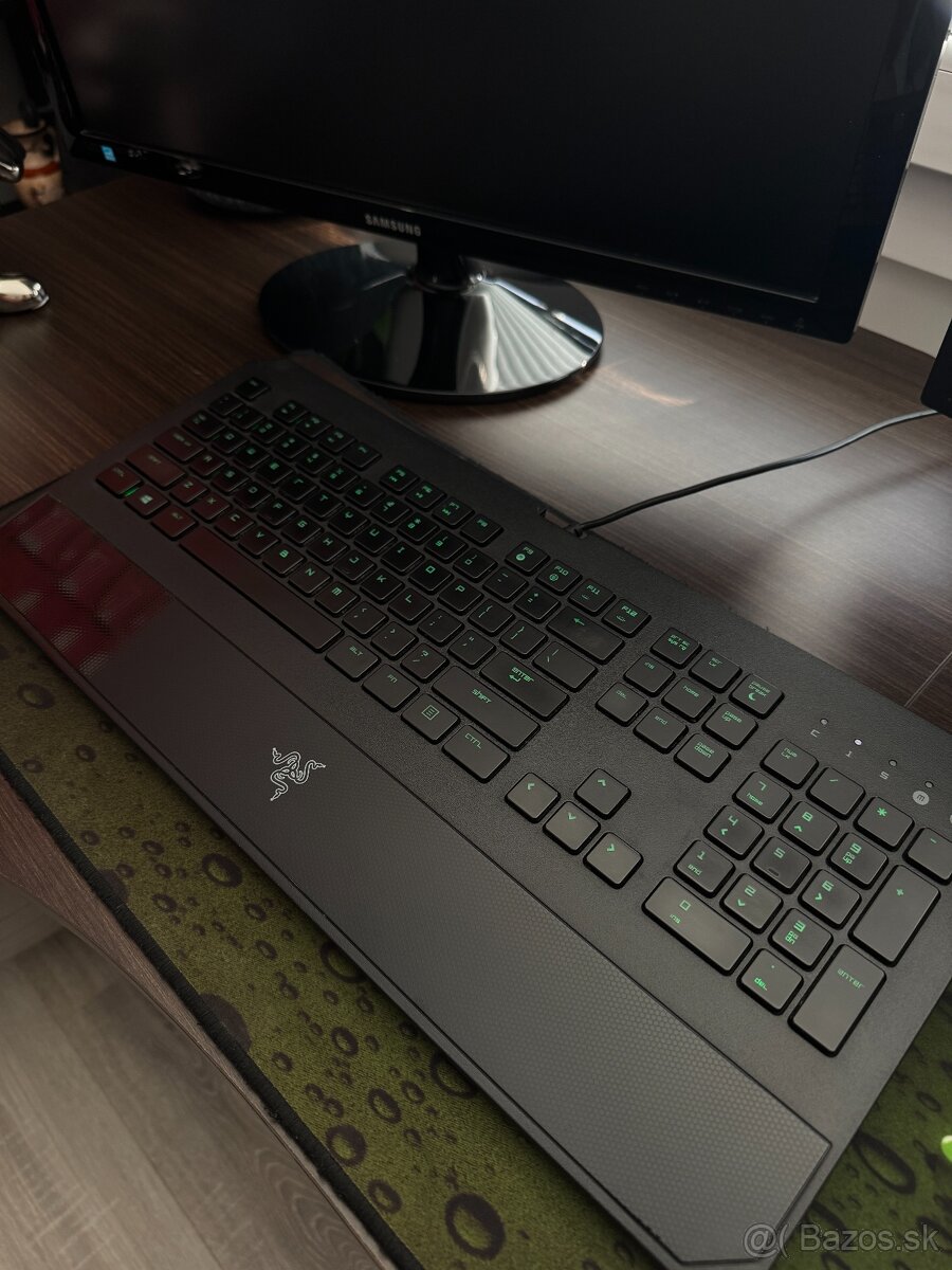 Razer Deathstalker Chroma - podsvietená herná klávesnica