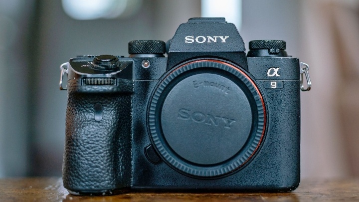 Sony A9 – 24.2 MP