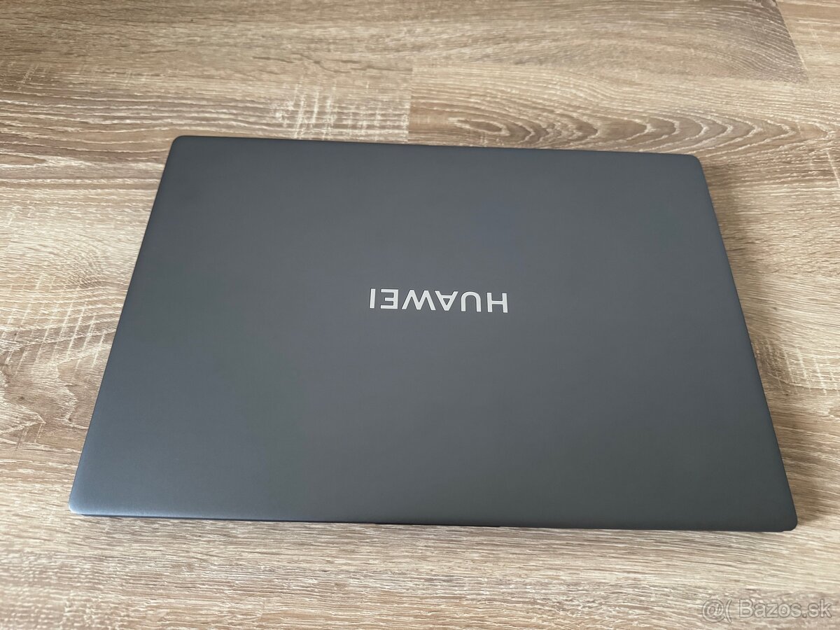 Huawei MateBook D16 (2024)