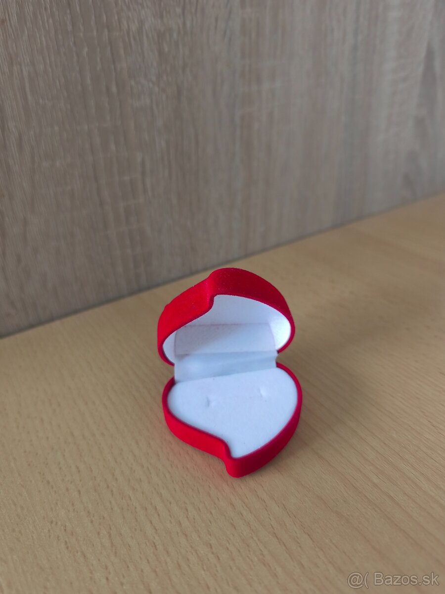 Šperkovnica v tvare srdca