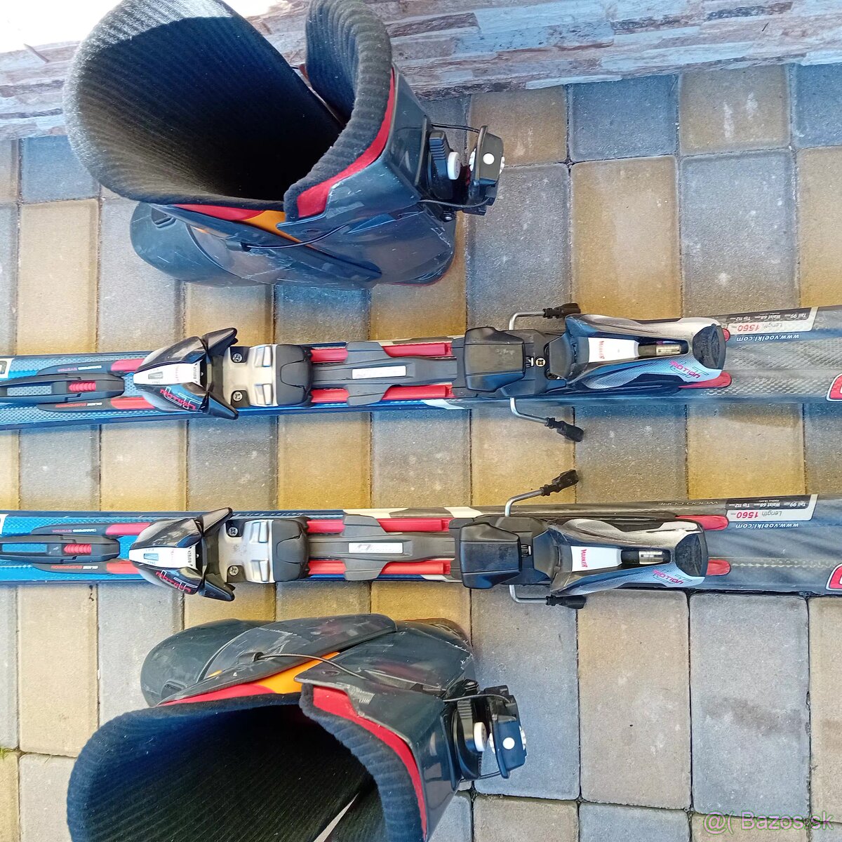 Predám lyžiarsky set.