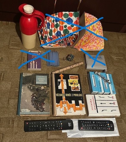 Predám MIX starých vecičiek