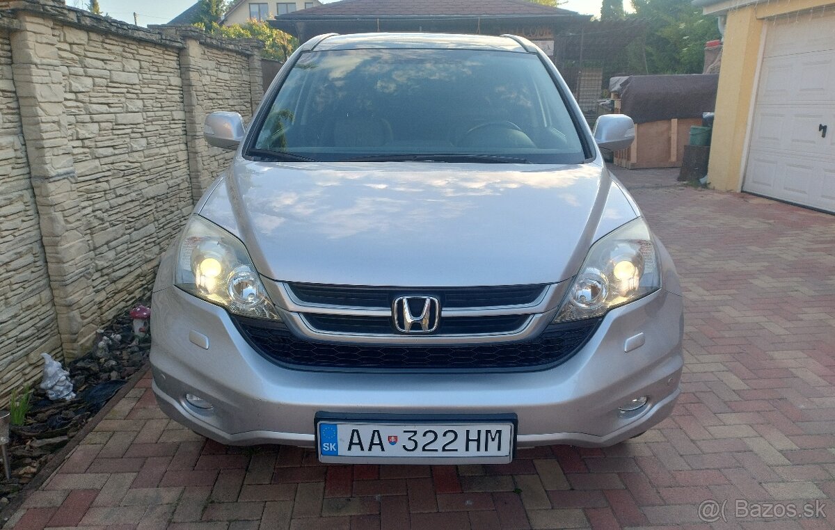 Honda CR-V 2,2i-DTEC 163212Km 110Kw + 8ks 18" diskov