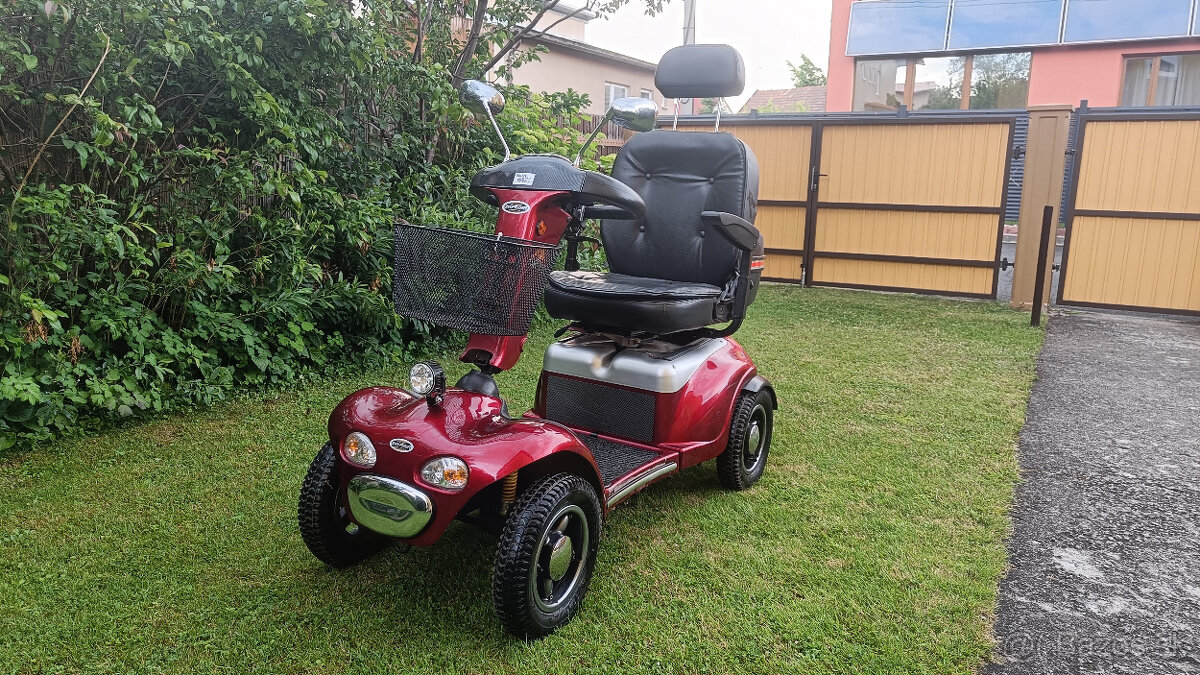Elektricky skuter pre seniorov - Shoprider Jaguar