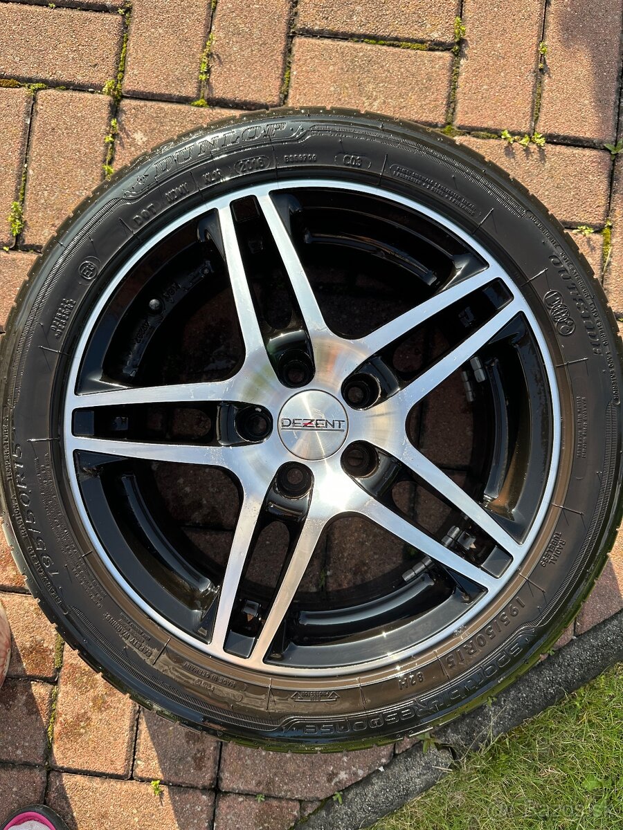Sada letných pneumatík DUNLOP s diskami DEZENT – 195/50 R15