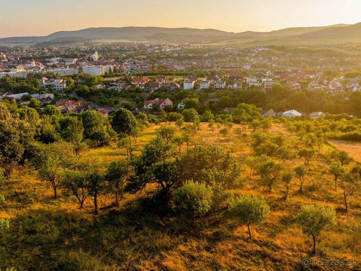 Na predaj stavebný pozemok s krásnym výhľadom - Krupina