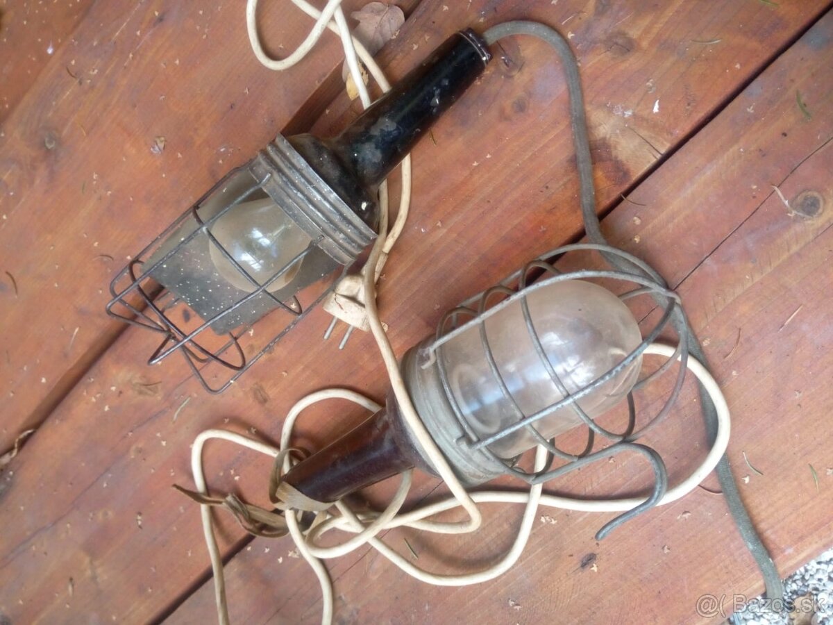 Prenosná dielenská montážna lampa s mriežkou