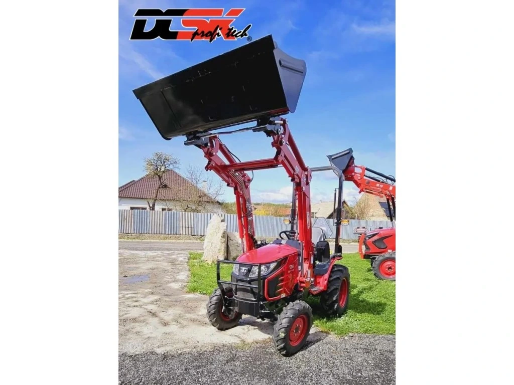 Traktor TYM T255 s čelným nakladačom a medzinápravovou kosou