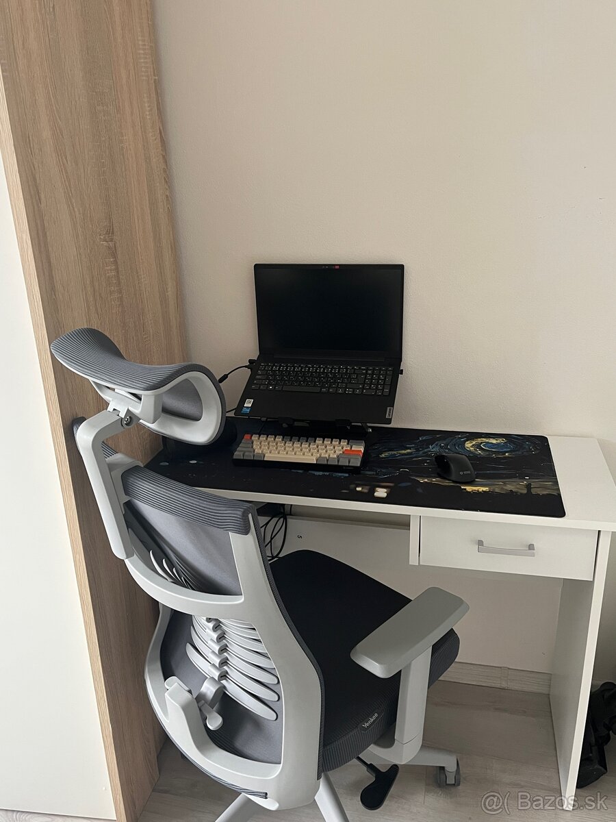 Notebook Lenovo v15 Iru. Intel i5 13gen SSD 512gb. Rám 16gb