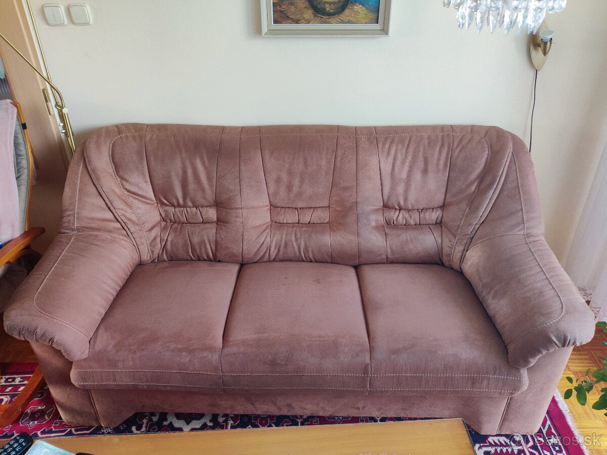 klubový gauč s 2 kreslami