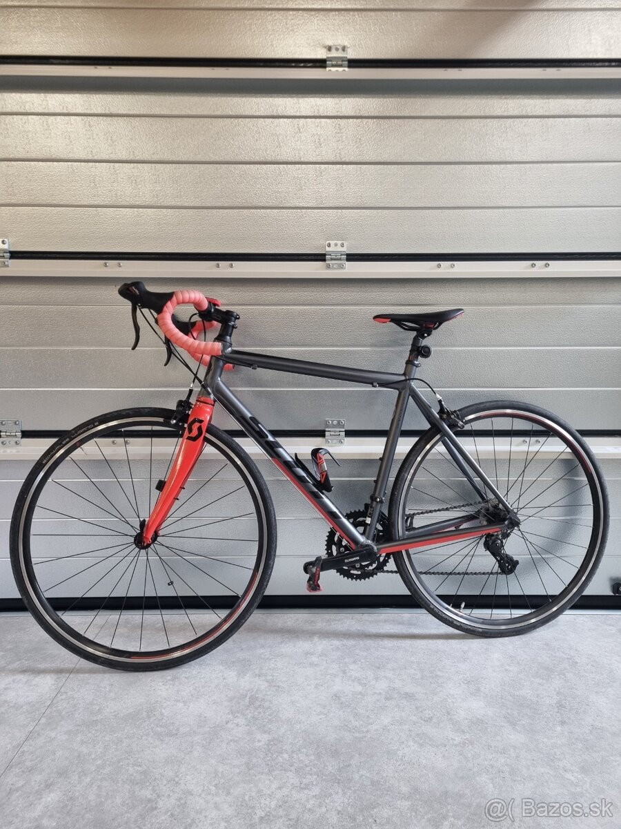 Cestný bicykel SCOTT