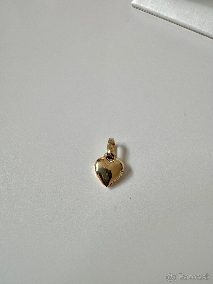 Zlatý prívesok srdiečko 585