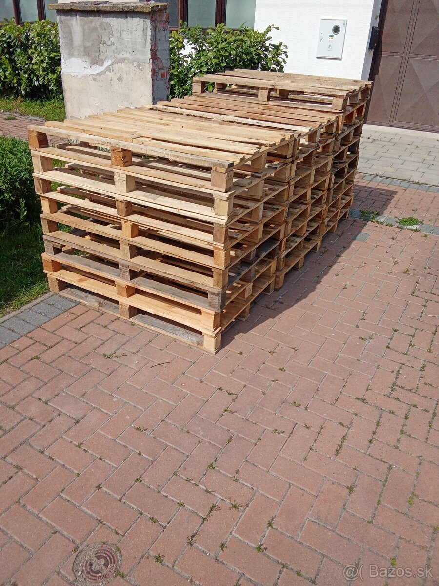Ponúkam firmám odvoz nepotrebných paliet