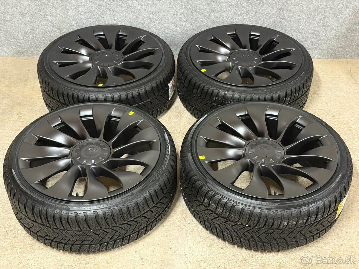 TESLA MODEL 3 R20 9J ET34