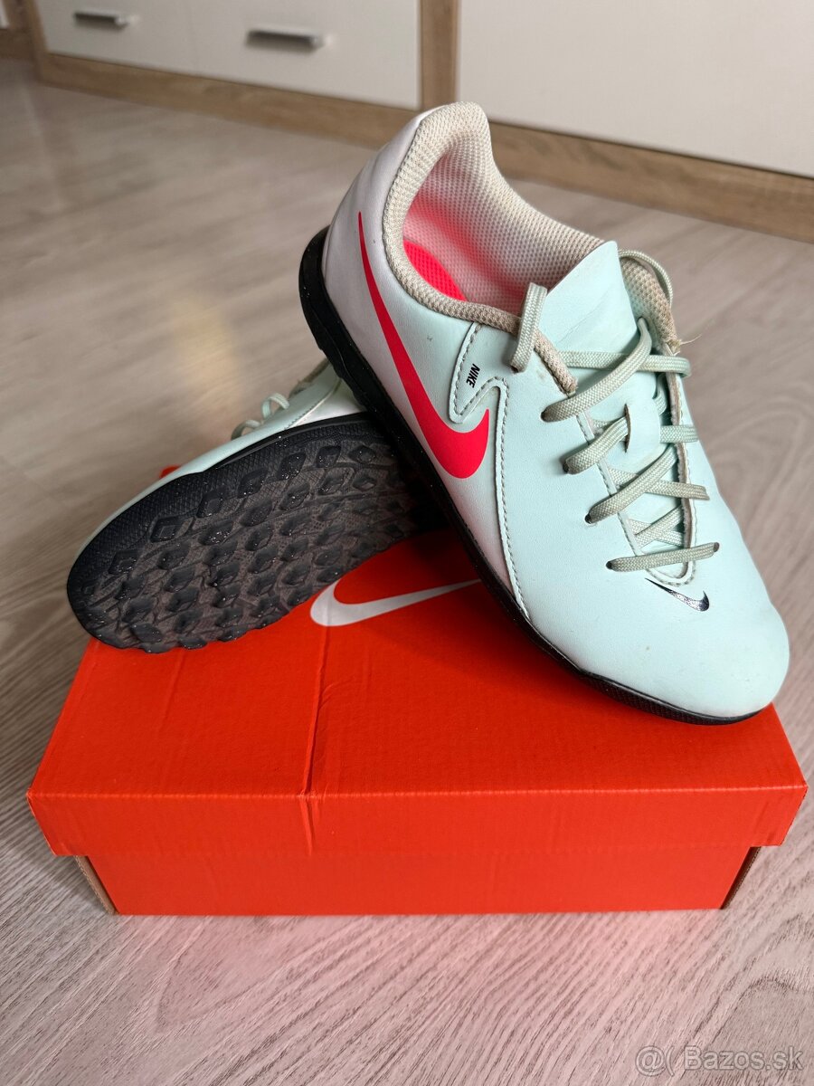 Detskr turfy veľkost 33