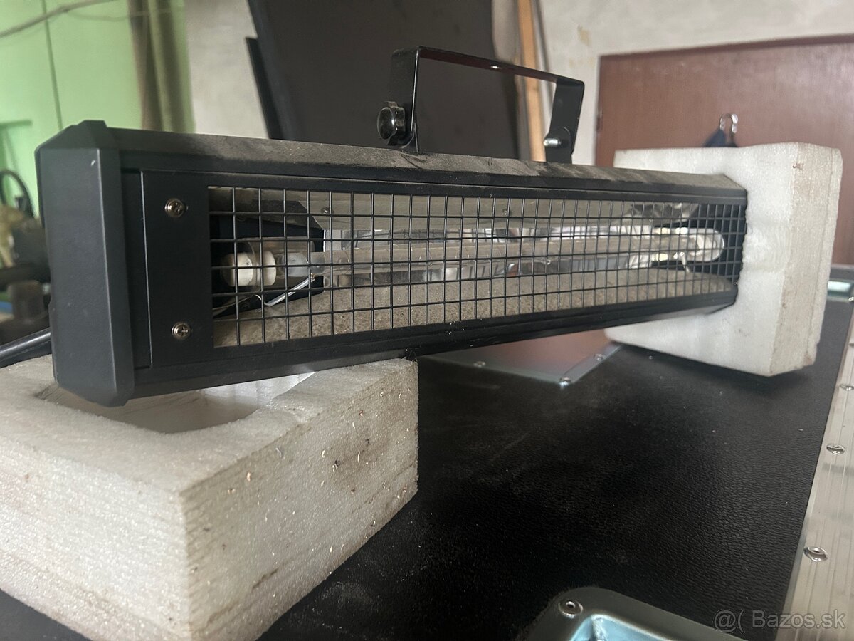 Stroboskop 1500W vybojkovy DMX ovladanie