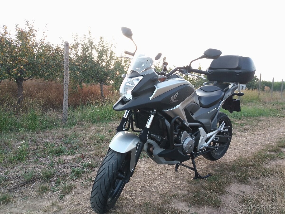 Honda nc 700x. 35kw