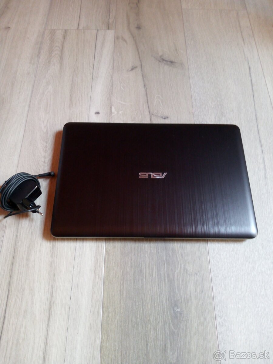 Asus X541