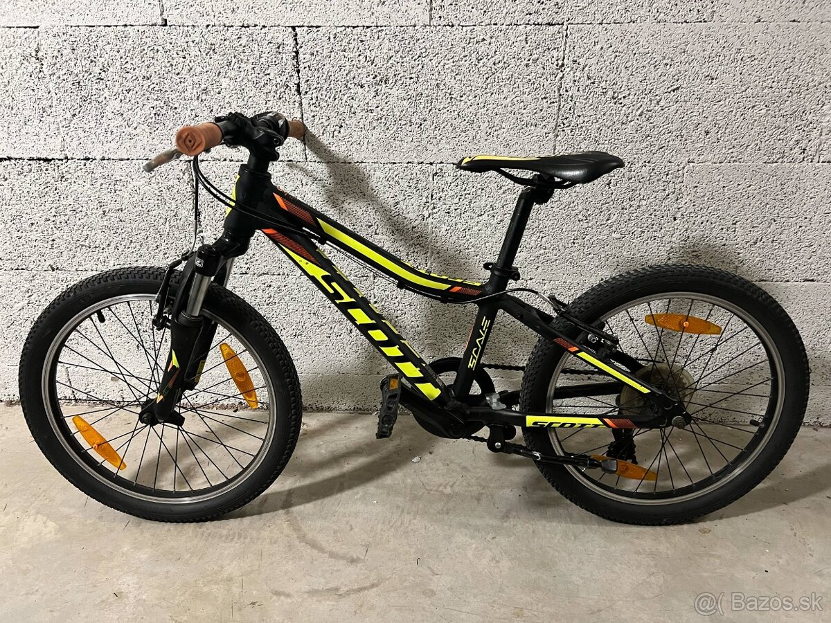 Bicykel Scott SCALE JR 20