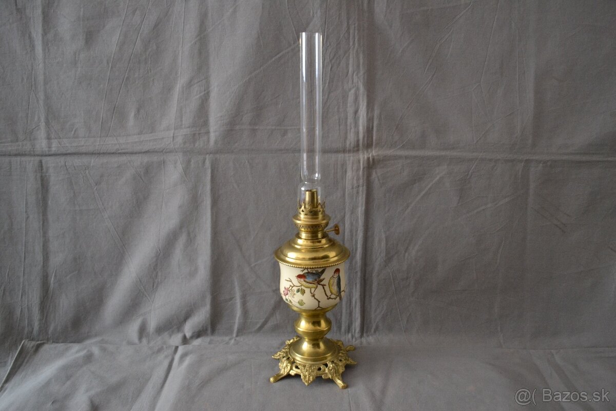 Petrolejová lampa I