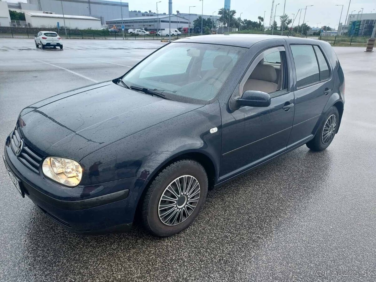 VW Golf