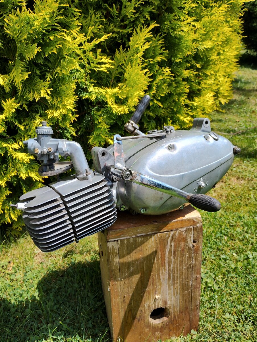 Predám náhradný motor na jawa pionier 05, plne funkčný
